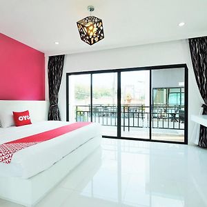 Double Room Pool View